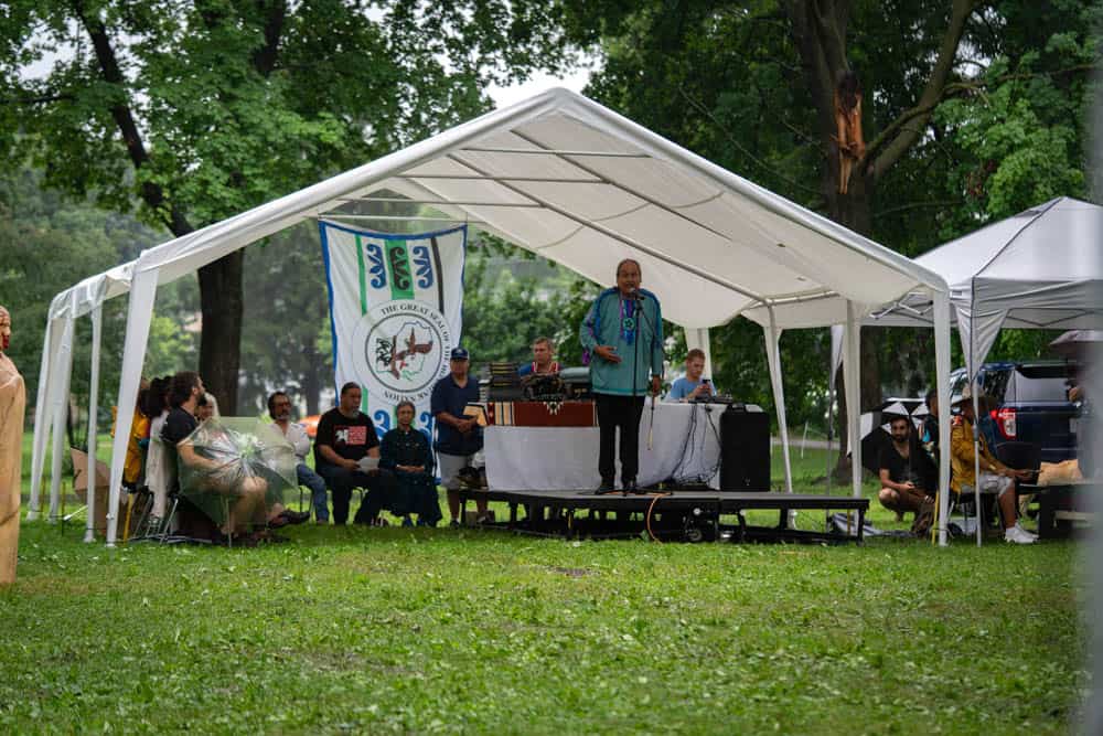 Harry Whitehorse Wood Sculpture Fest Closing Ceremony21