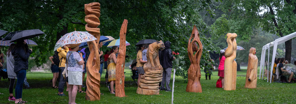 Harry Whitehorse Wood Sculpture Fest Closing Ceremony24