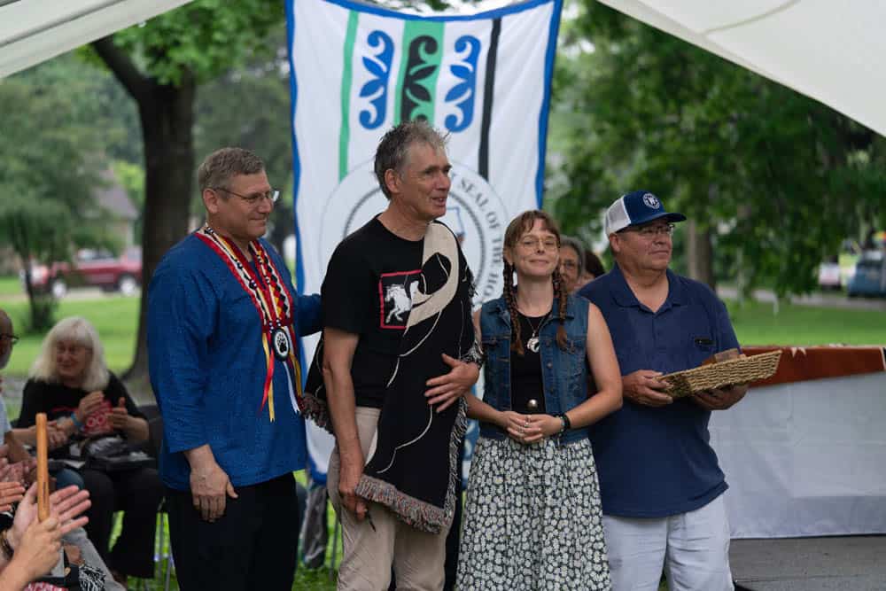 Harry Whitehorse Wood Sculpture Fest Closing Ceremony40