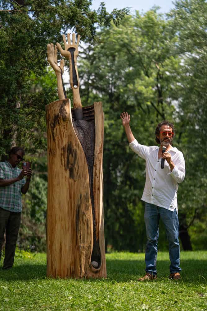 Harry Whitehorse Wood Sculpture Fest Closing Ceremony67