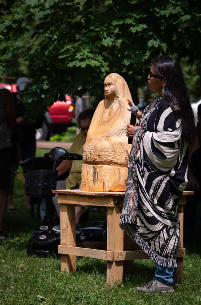 Harry Whitehorse Wood Sculpture Fest Closing Ceremony71