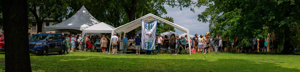 Harry Whitehorse Wood Sculpture Fest Closing Ceremony74